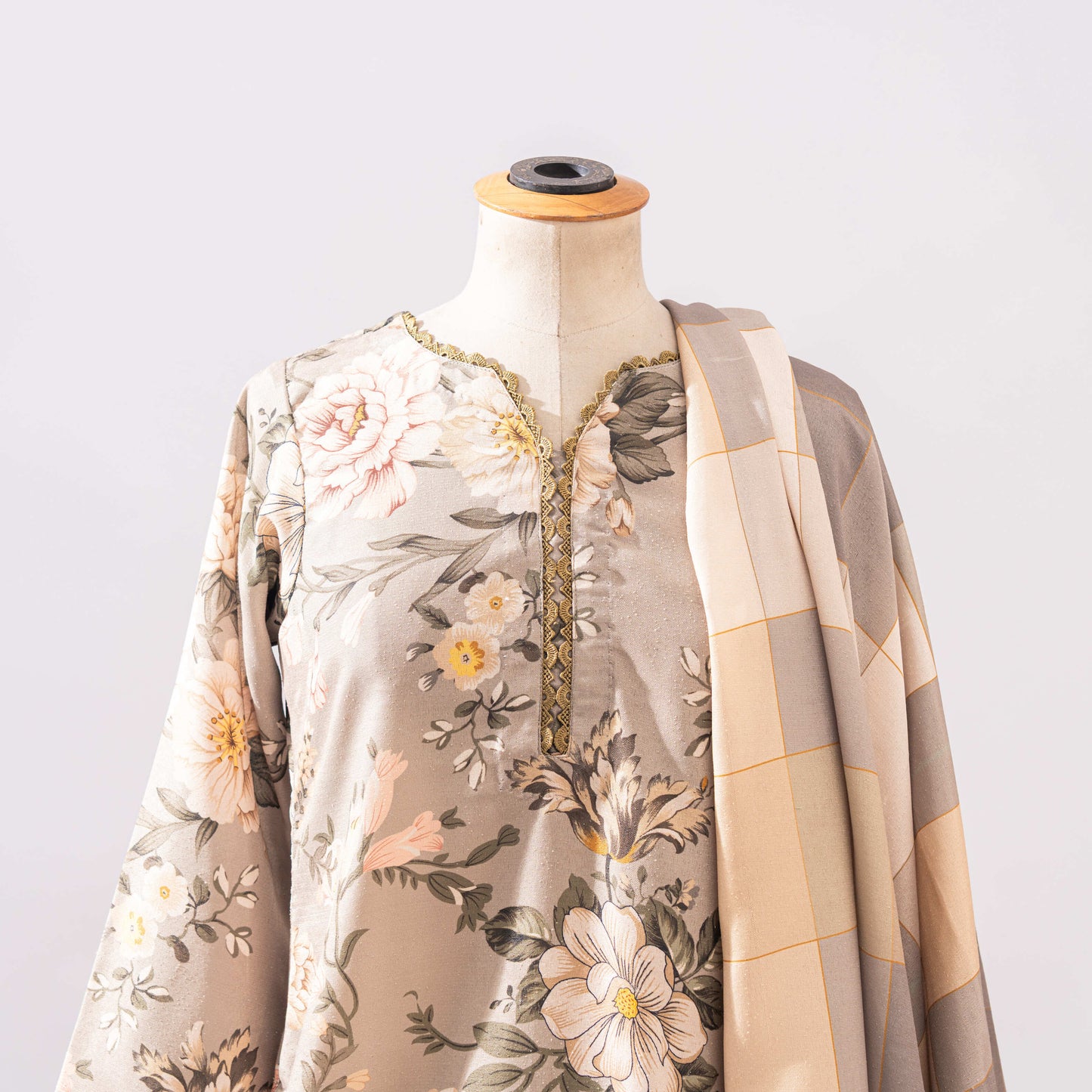 Haya : Haya stands for modesty and grace, empowering women to embrace their dignity and strength. It reminds them that confidence and elegance can coexist harmoniously.