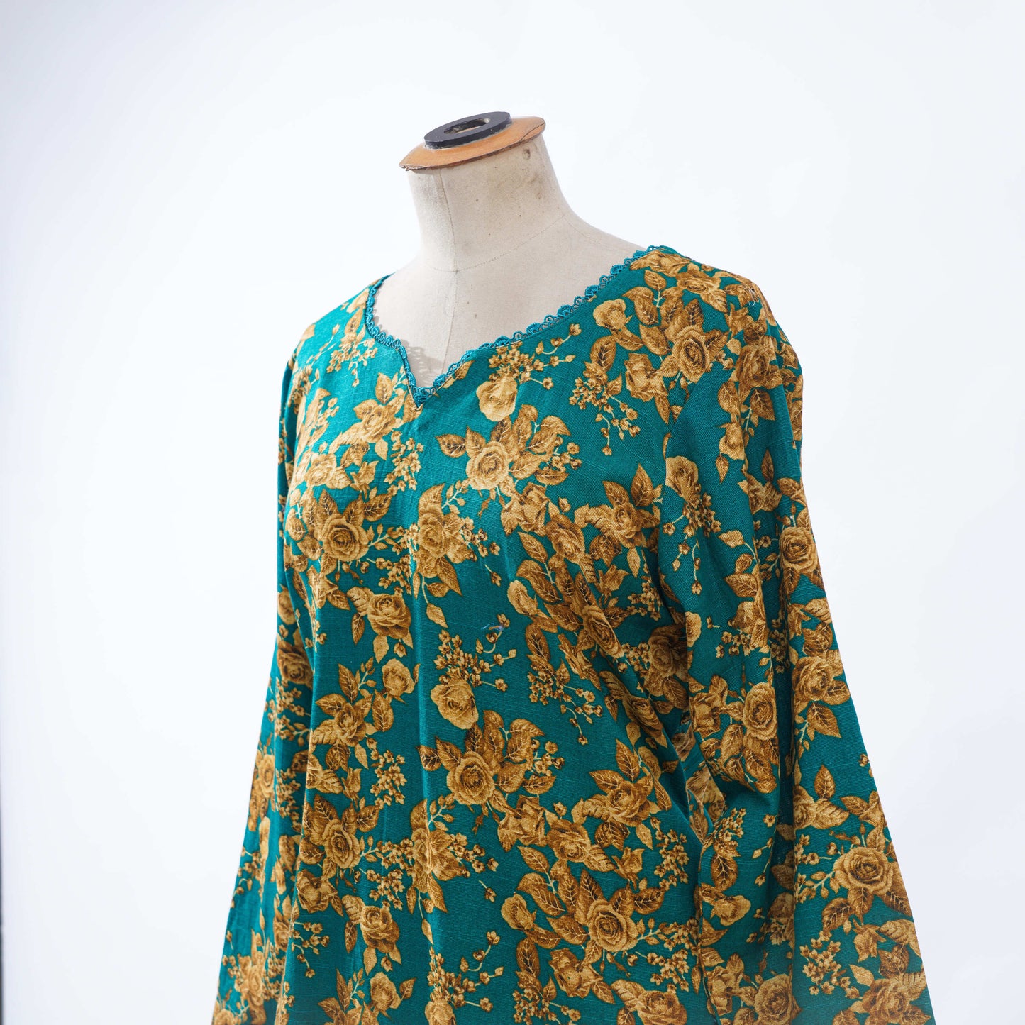 Meher : signifying kindness and support, celebrating the compassion women bring to the world. It encourages them to channel their kindness into acts of empowerment and growth.