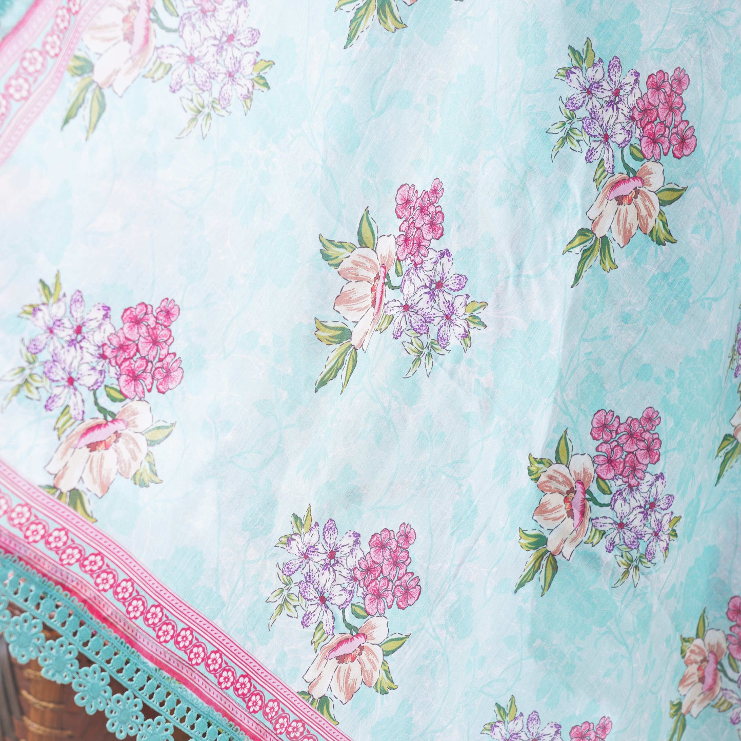 Dilaram (Calm Heart) : is a reminder to prioritise oneself, to take time to heal, and help remove ourselves from harmful situations for our own peace.