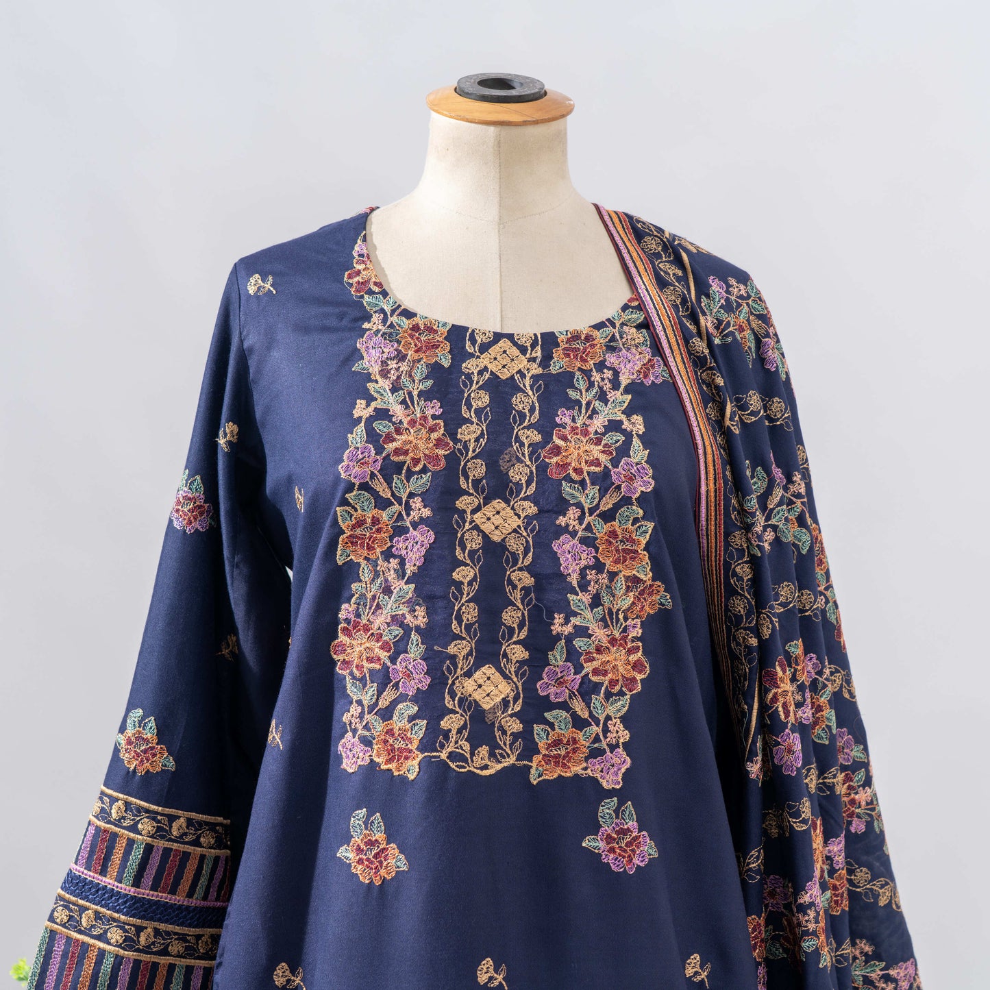 Farahnaaz : Farahnaaz symbolizes the pride and happiness women embody. It encourages women to cherish their achievements and to find joy in their journey of self-discovery and empowerment.