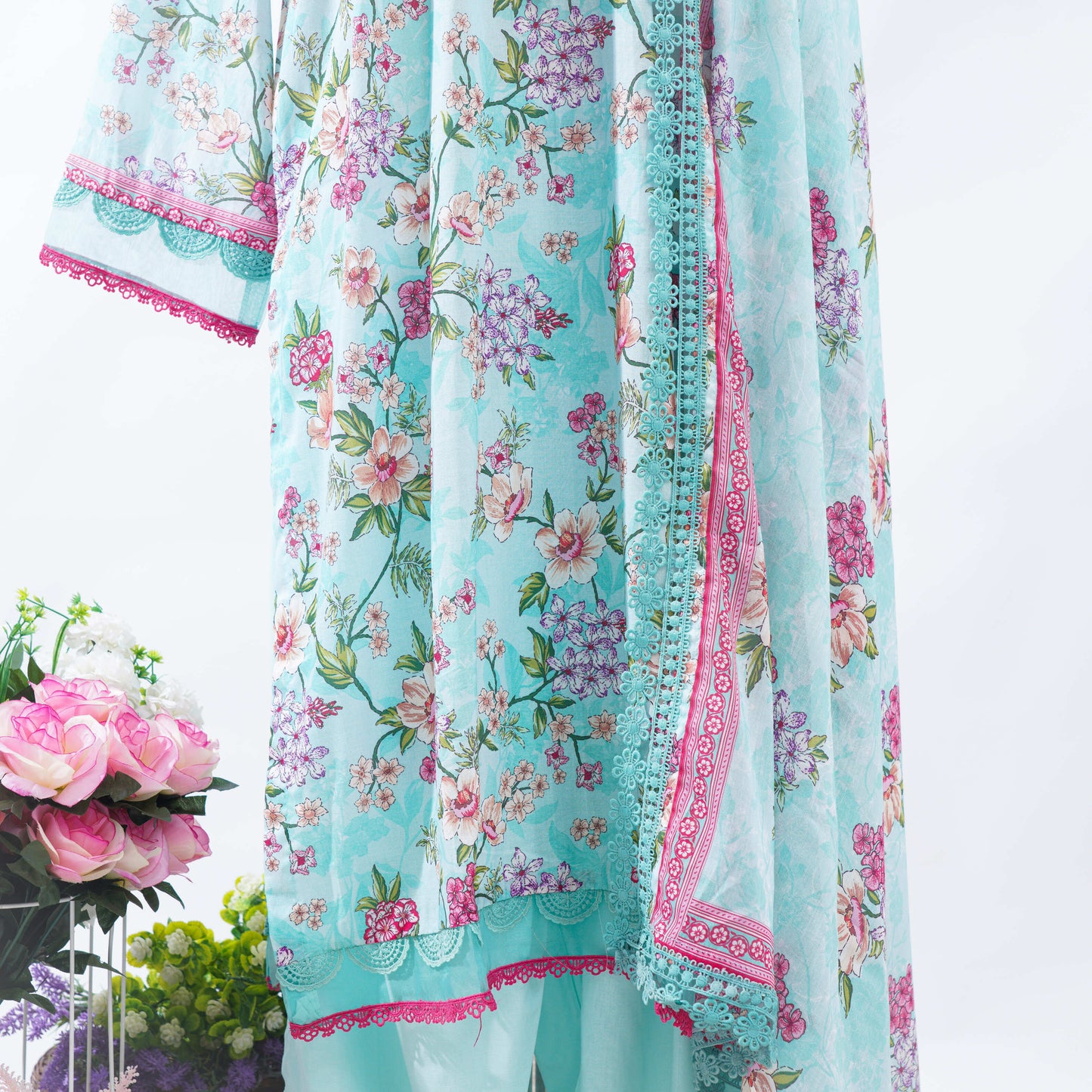 Dilaram (Calm Heart) : is a reminder to prioritise oneself, to take time to heal, and help remove ourselves from harmful situations for our own peace.