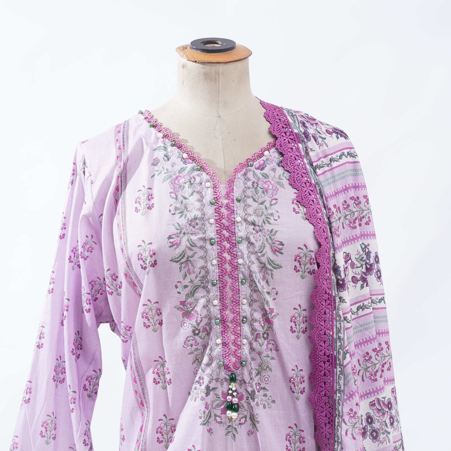 Laiba : meaning angel of heaven, reflects the ethereal strength and grace women embody. It inspires them to uplift others while staying true to their own aspirations.