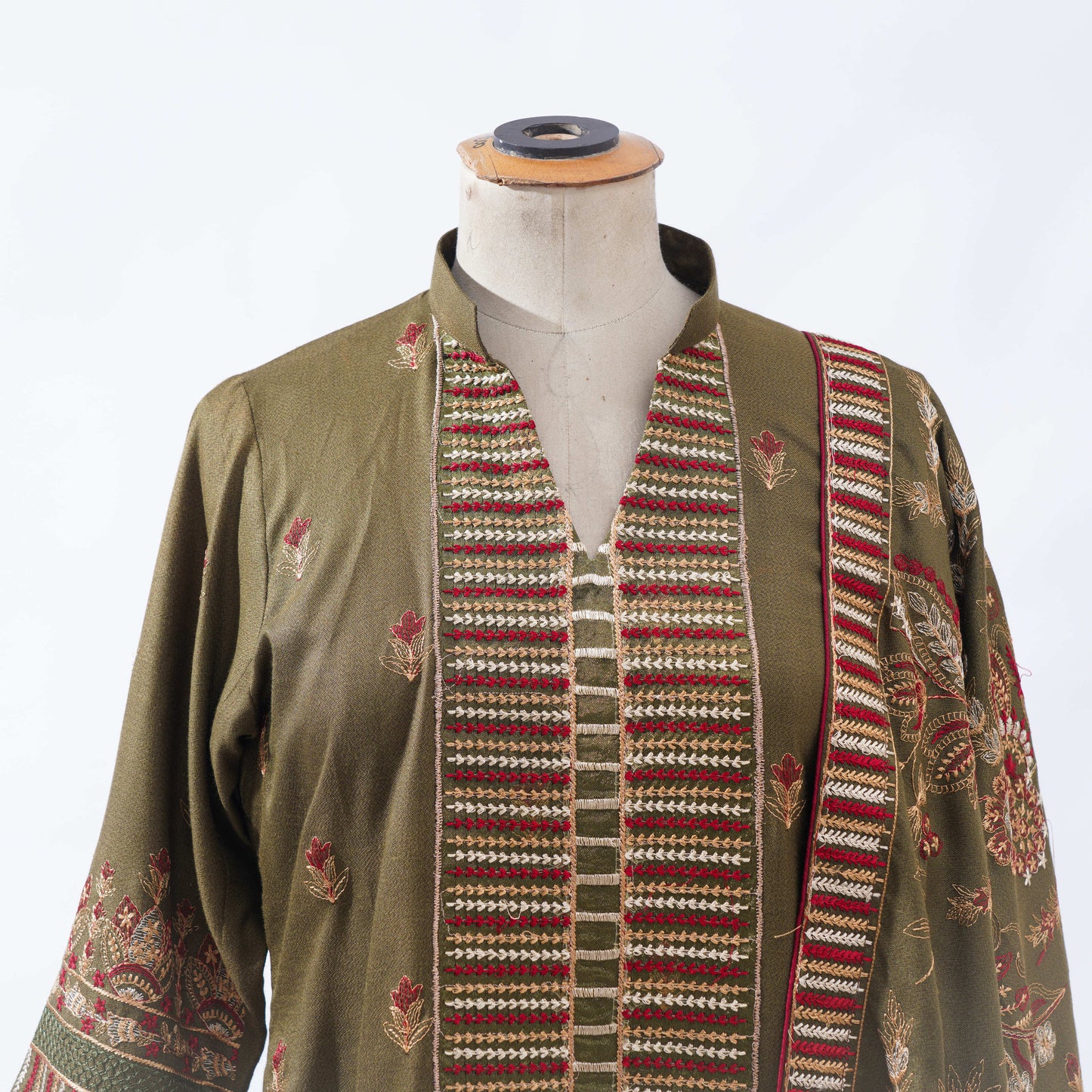 Rahmah (Mercy):a reminder to be merciful to ourselves, to be gentle with ourselves, to believe in ourselves as women, to love ourselves, prioritise ourselves, and to be kind and understanding to ourselves to reach our potential as women.