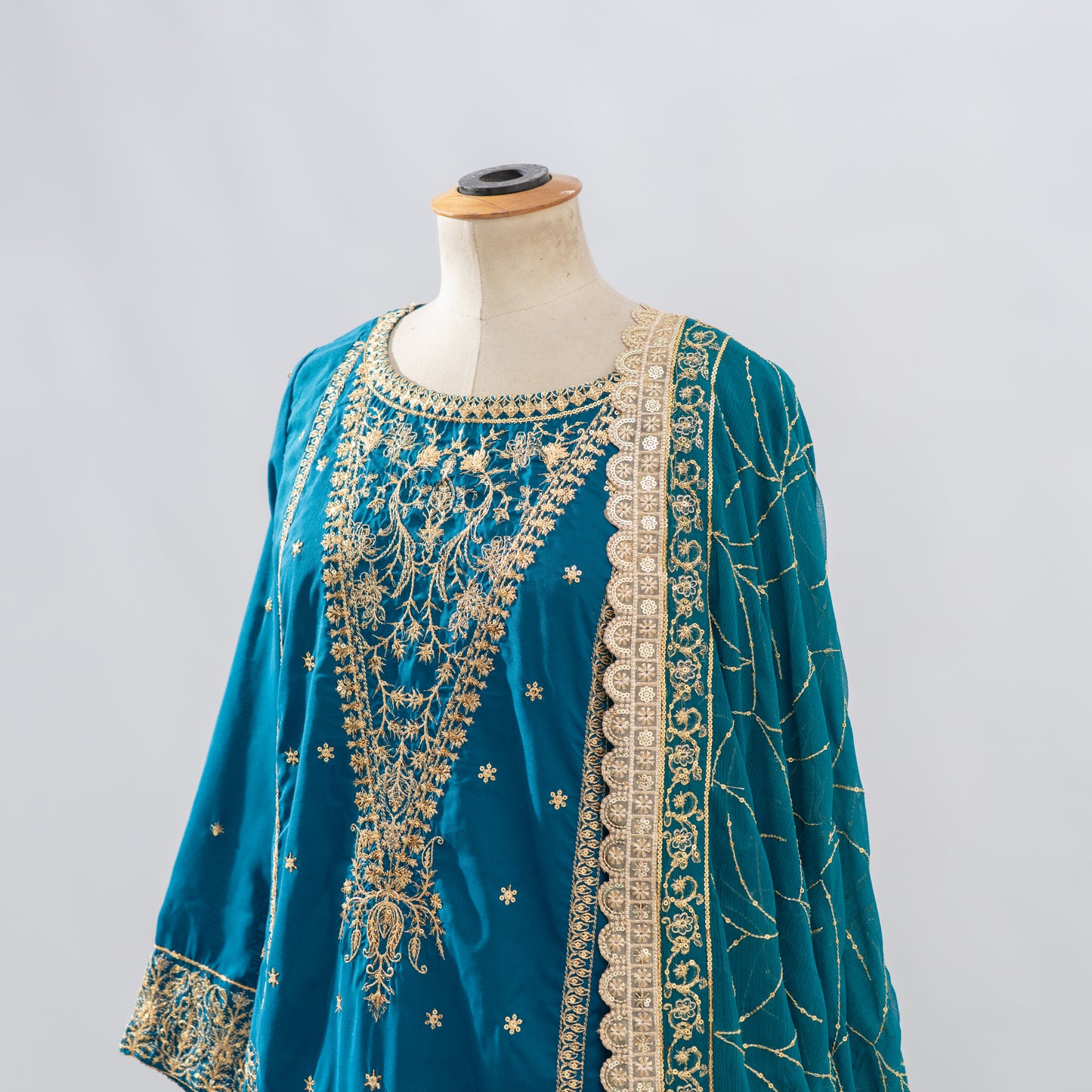 Nafisa :Nafisa, meaning extremely valuable,represents the true value women possess.It is a reminder of the power they have, regardless of what they go through or are told.